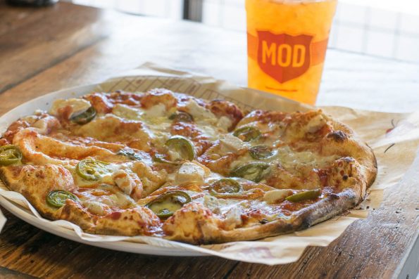 MOD Pizza The Calexico and Iced Tea