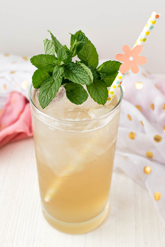 Cocktail Recipes | Drink Recipes | Enjoy the refreshment of springtime with our Spring G.L.O. Cocktail recipe created for Phoenix Public Market. [sponsored] 2geekswhoeat.com