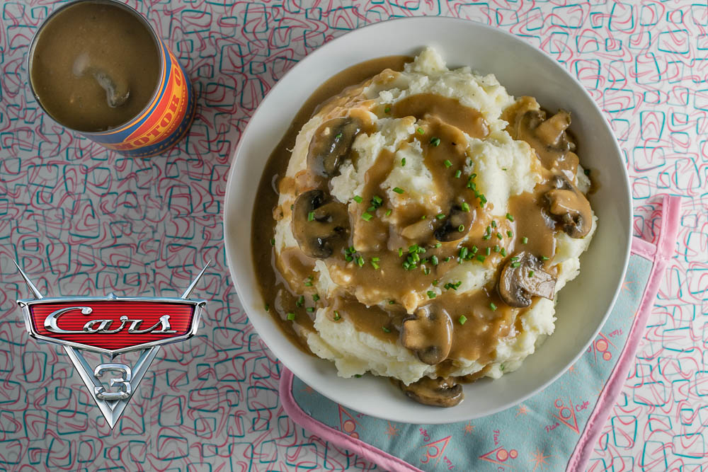 Disney Recipes | Cars 3 | Pixar Recipes | Side Dishes | Get revved up for Cars 3 with Flo's Mashed Potatoes and Motor Oil Mushroom Gravy inspired by the Pixar film! [giveaway] 2geekswhoeat.com