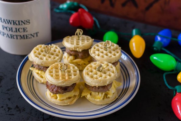 The Geeks have created the recipe for Eleven's Eggo Sliders, perfect for a binge marathon of Stranger Things! 2geekswhoeat.com #Stranger Things #StrangerThingsRecipes #GeekyFood #GeekyRecipes #BreakfastIdeas #BreakfastRecipes 