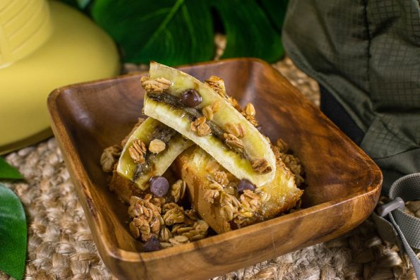 Jumanji | Dessert Recipes | Pound Cake | The Geeks have created a brand new dessert recipe for the release of Jumanji: Welcome to the Jungle, Jumanji Jungle Cake! [giveaway] 2geekswhoeat.com