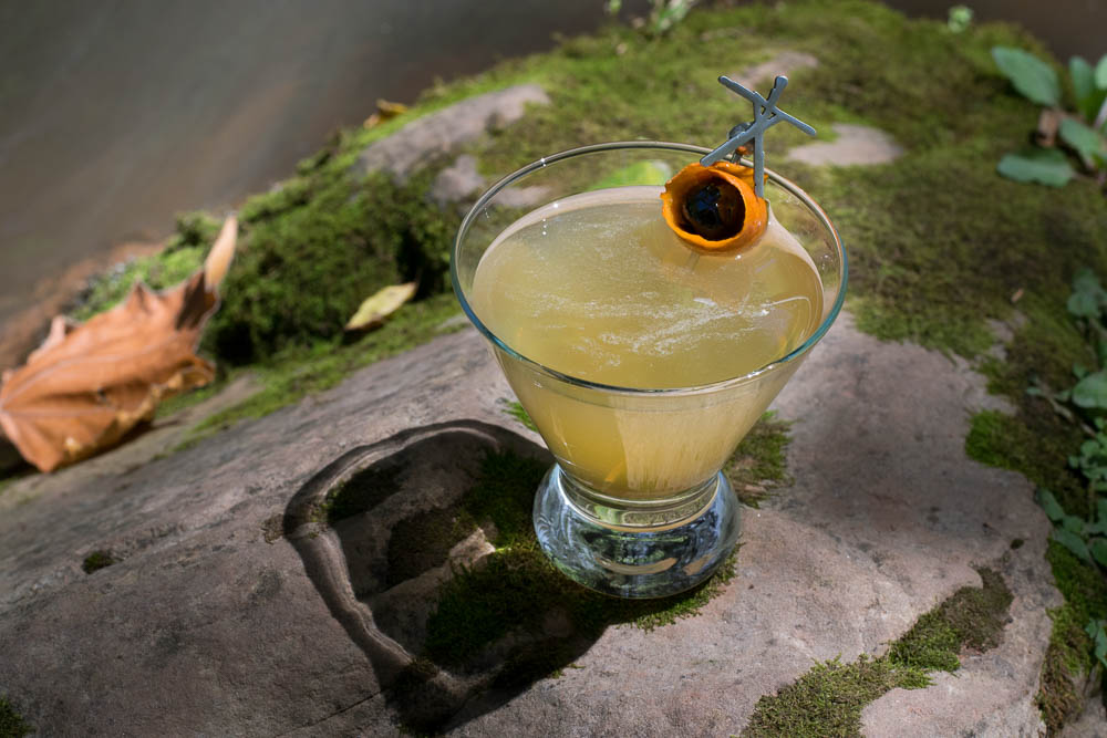 The Black Eyed Stickman: A Blair Witch Inspired Cocktail is perfect for any horror fan who enjoys craft cocktails. 2geekswhoeat.com #cocktails #BlairWitch
