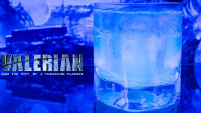 Movie Recipes | Comic Book Recipes | Cocktails | The Geeks have created a UV reactive cocktail, The Alpha Cocktail, inspired by the release of Valerian and the City of a Thousand Planets. [giveaway] 2geekswhoeat.com