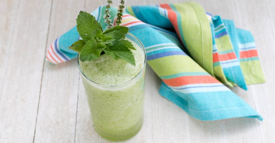 Vegan Recipes | Smoothie Recipes | Healthy Recipes | With heat and humidity rising, The Geeks have created a cool and refreshing melon cucumber smoothie that is sure to refresh! [sponsored] 2geekswhoeat.com