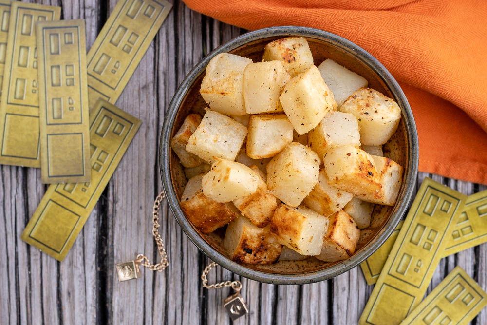 [AD] Han's "Dice"-d Potatoes, inspired by Solo: A Star Wars Story, are a great way to add a bit of geek and deliciousness to your Labor Day barbecue. 2geekswhoeat.com #Solo #StarWars #StarWarsRecipes #SideDishes #Grilling #LaborDay #BBQ #GeekyFood #GeekyRecipes 