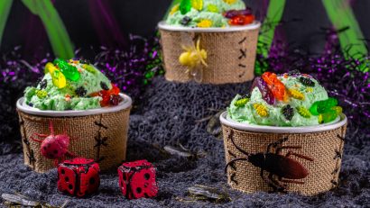 Nightmare Before Christmas Recipes | Halloween Recipes | Disney Recipes | The Geeks are celebrating the 25th anniversary of The Nightmare Before Christmas with a cute craft and ice cream sundae DIY called Oogie Boogie Ice Cream Sundae! [sponsored] 2geekswhoeat.com