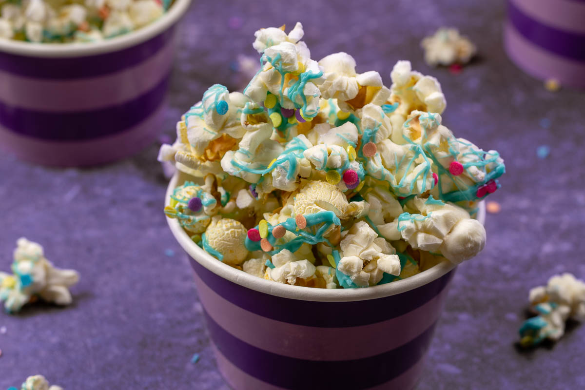 Wonder Park | Popcorn Recipes | Easy Recipes | Movie Night Recipes | The Geeks have created a new recipe inspired by Paramount Pictures' Wonder Park, Wonder Popcorn. This popcorn is bright and fun just like the film that inspired it! 2geekswhoeat.com