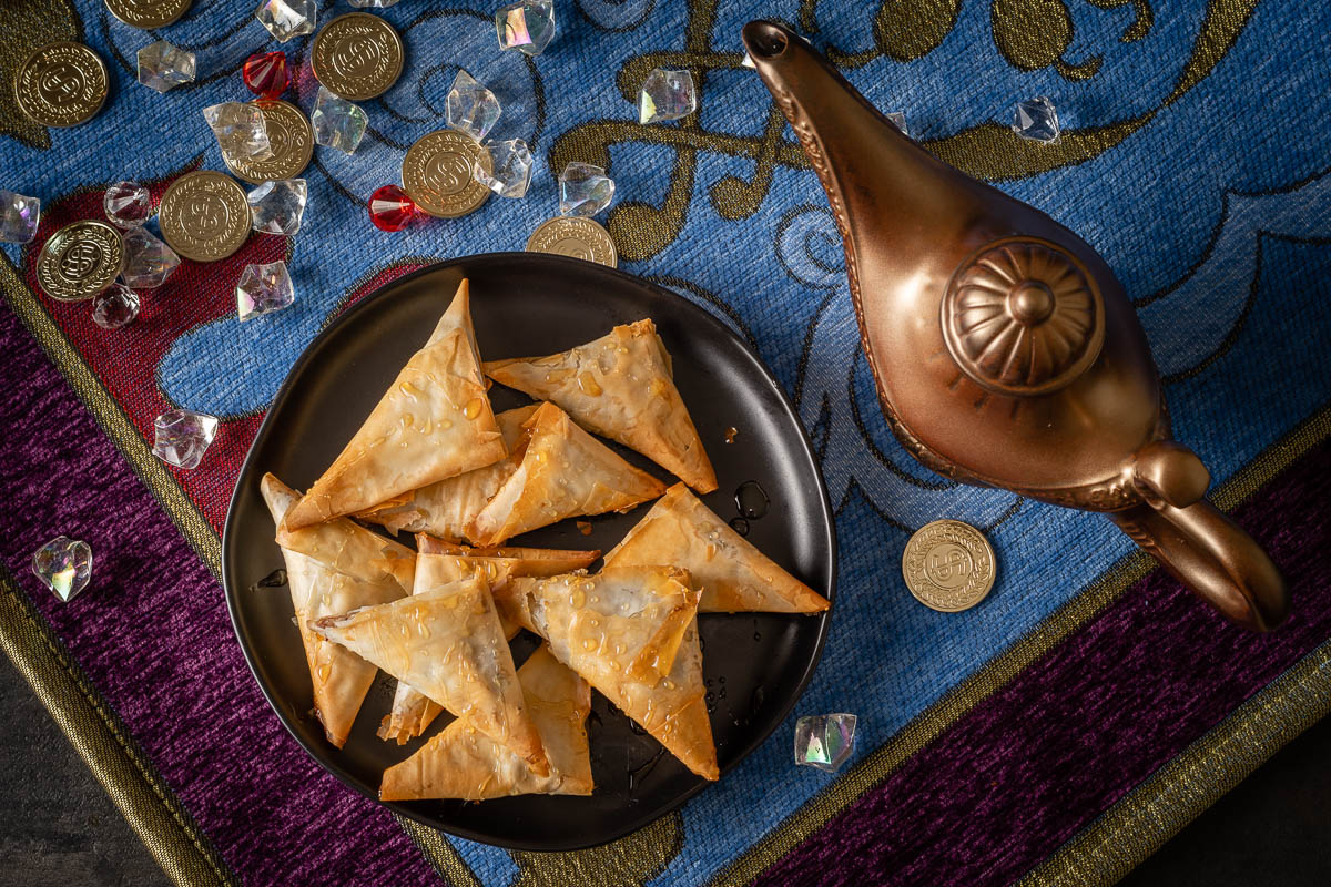 Aladdin | Disney Food | Disney Recipes | Disney Snacks | Inspired by the live action remake of Aladdin, The Geeks have created a recipe for Agrabah Baklava Bites. This sweet treat is perfect for movie night! 2geekswhoeat.com