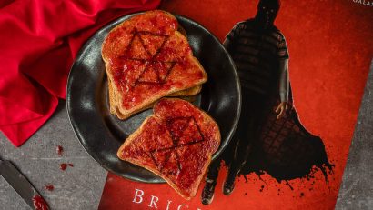 Brightburn | Horror Recipes | Superhero Recipes | Toast | Stoked for the horror superhero film Brightburn, The Geeks have put together a DIY guide to creating a design in your toast! 2geekswhoeat.com