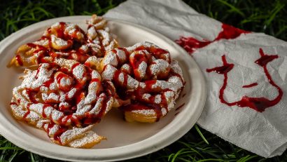 Horror Movie Food | Horror Recipes | Halloween Recipes | Movie Night | In order to get ready for what promises to be one of the scariest movies of the year, The Geeks have created a recipe for Derry Canal Days Funnel Cakes, inspired by IT: Chapter 2. 2geekswhoeat.com