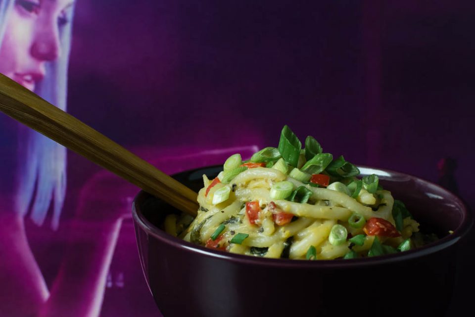 Inspired by a dish they tried at SDCC, The Geeks have created their own version of the Spirited Noodles served in the Blade Runner 2049 Experience. 2geekswhoeat.com #BladeRunner #NoodleRecipes #MovieInspiredRecipes #GeekyRecipes #GeekyFood #GeekRecipes